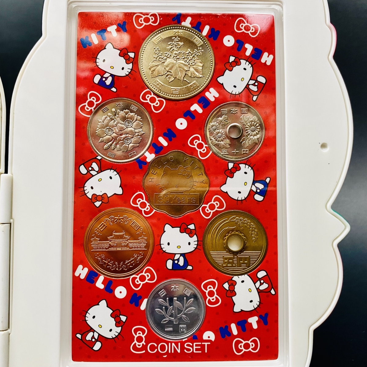 1円スタート ハローキティ誕生30周年 2004 貨幣セット ミントセット 記念硬貨 記念貨幣 造幣局 特製ケース コイン キャラクター MT2004h_画像4
