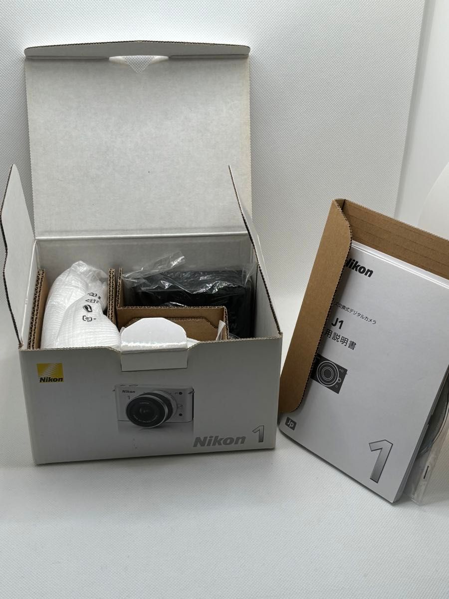 Nikon ニコン1 J1 レンズキット ホワイト 元箱付き★難あり品★