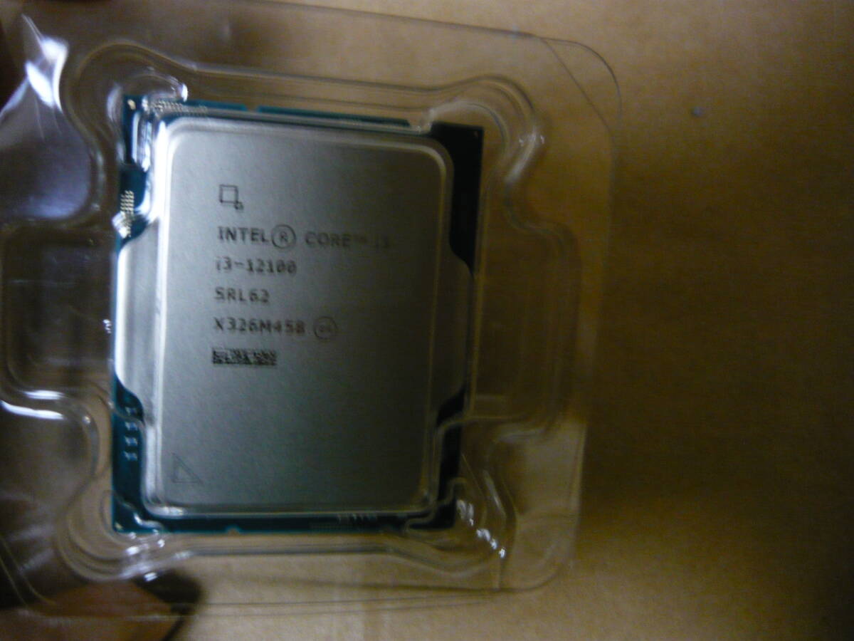 CPU インテル Core i3　12100 プロセッサー LGA1700　CPUクーラー付き PCパーツ_画像2