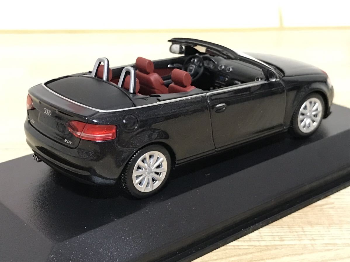 送料無料　1/43 アウディ A3 カブリオレ ミニカー ミニチャンプス MINICHAMPS AUDI CABRIOLET 2008 GRAY METALLIC_画像4