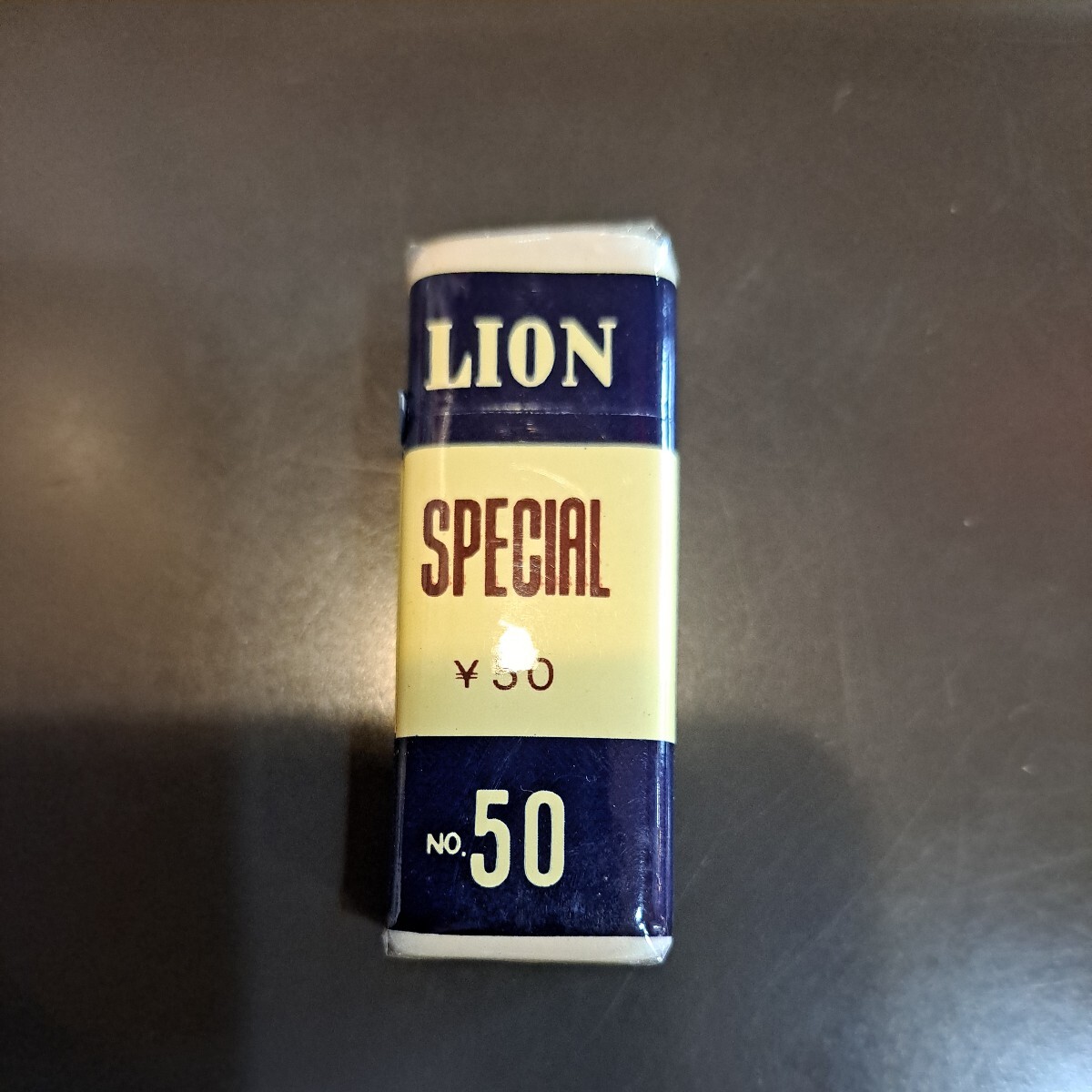 昭和レトロ LION Special 製図用 消しゴム 消ゴム 高級品 新品未使用 箱入り 当時もの 当時物 18個 ライオン スペシャルの画像3