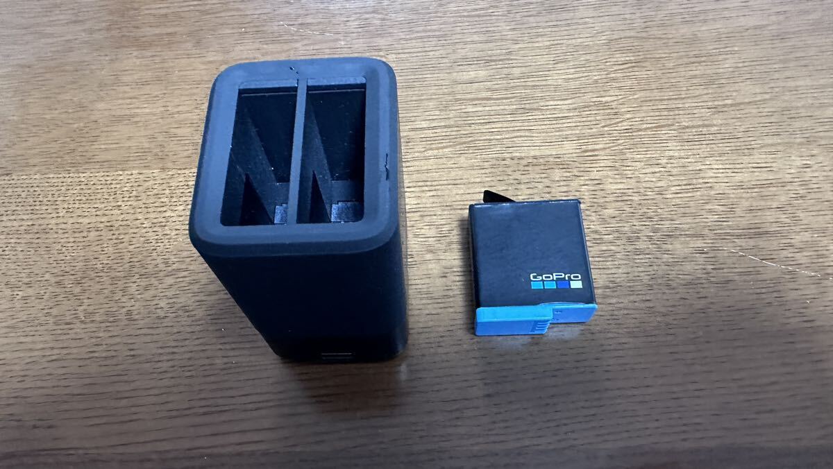 GoPro バッテリーダブルチャージャー GoPro5対応充電器の画像1