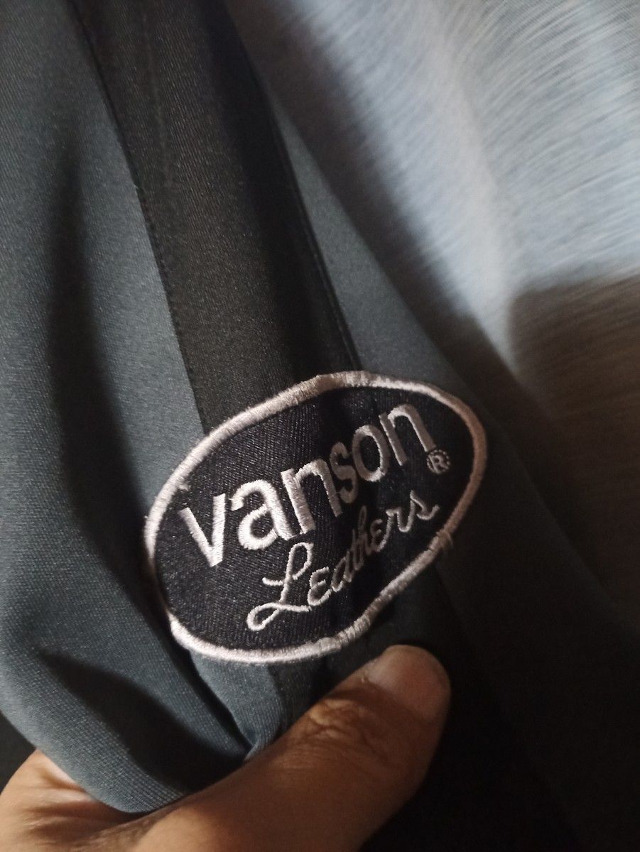 Vansonバンソン　トラッカージャケットジャージ　スカルフル刺繍 トラックジャケット