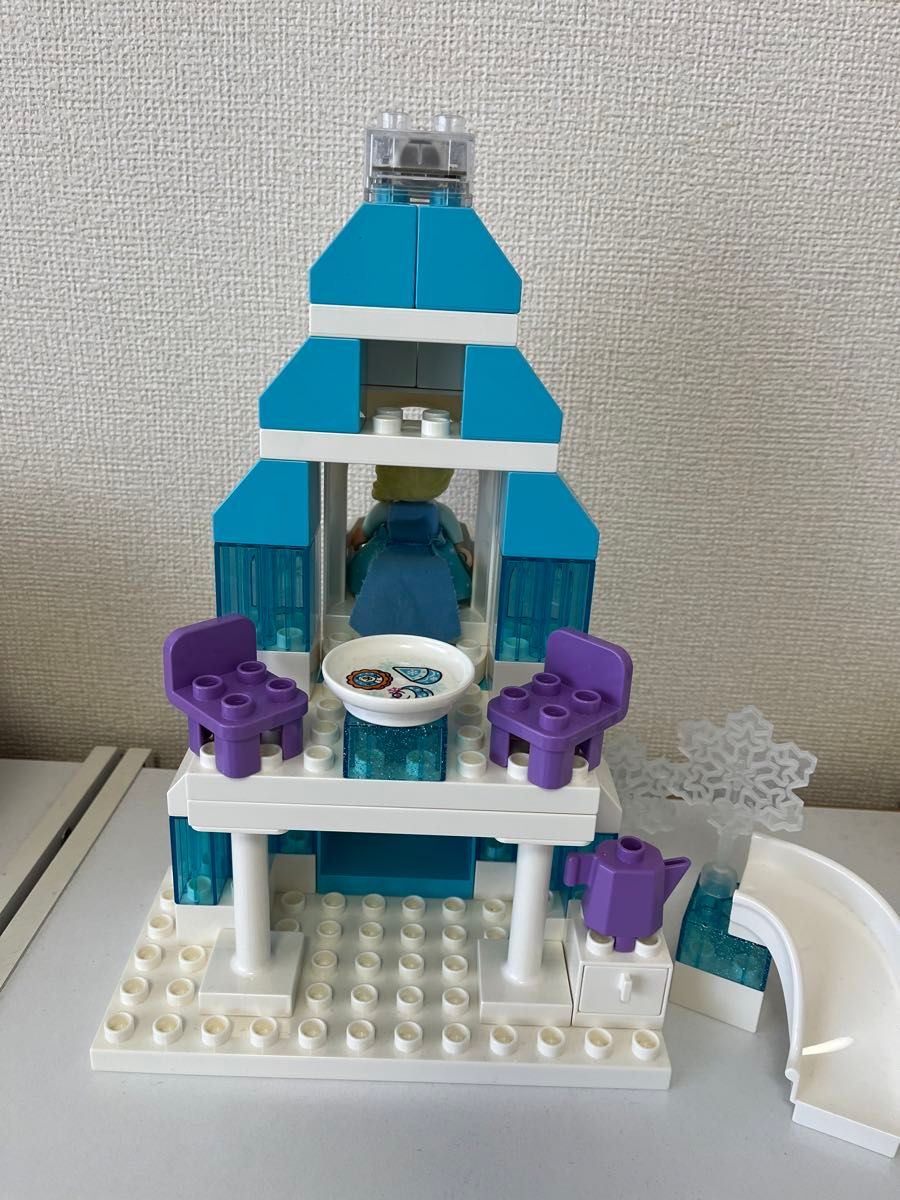 LEGO アナと雪の女王 光る！エルサのアイスキャッスル 10899