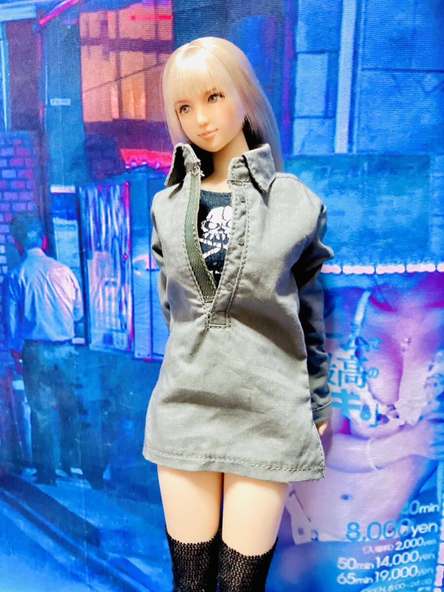 シャツ＋Tシャツ＋スカート＋ストッキング 1/6サイズ TBLeague ファイセン フィギア オビツ アゾン ジェニー バービー ドール 服 リカの画像4