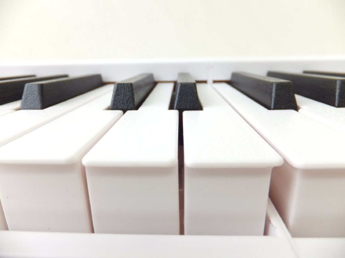 61鍵盤折りたたみ電子ピアノ ■キクタニ KIKUTANI■KDP-61P WHT■の画像9