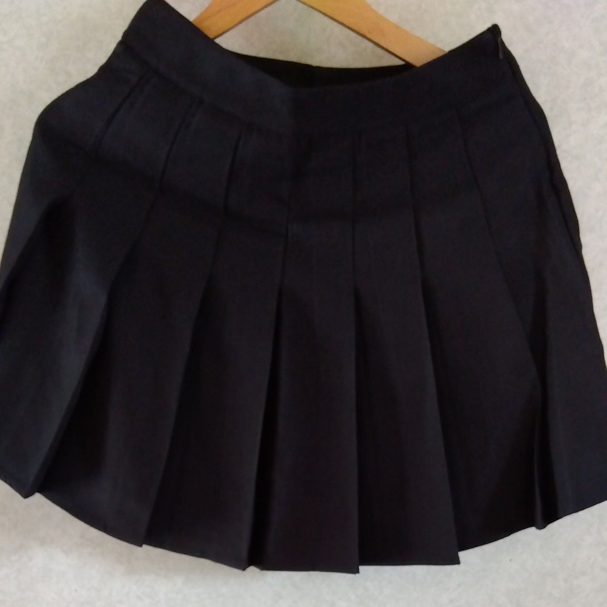 プリーツスカート　XSサイズ　ブラック　シーン　クーポン