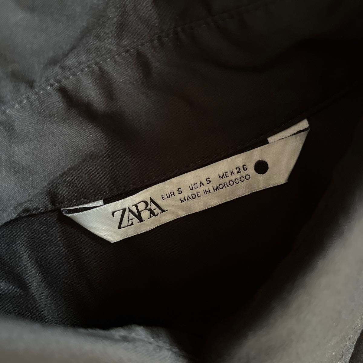 美品　ZARAザラ　シャツワンピースチュニックオーバーサイズシャツ　ブラック　黒