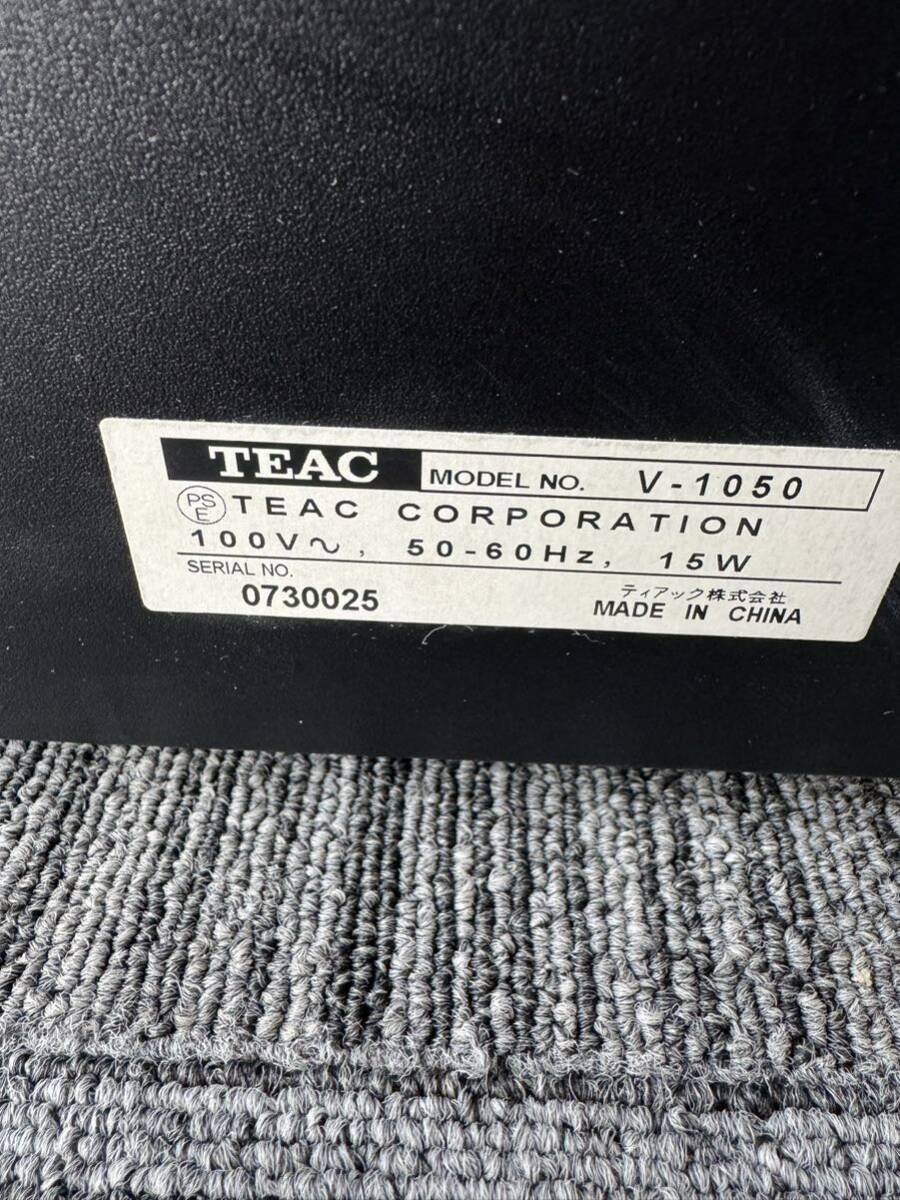 TEAC ティアック V-1050 ステレオカセットデッキ通電確認済みジャンクの画像7