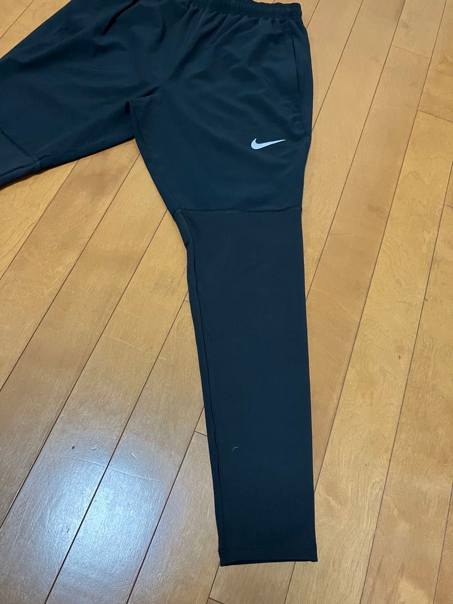 NIKE DRI-FIT パンツ