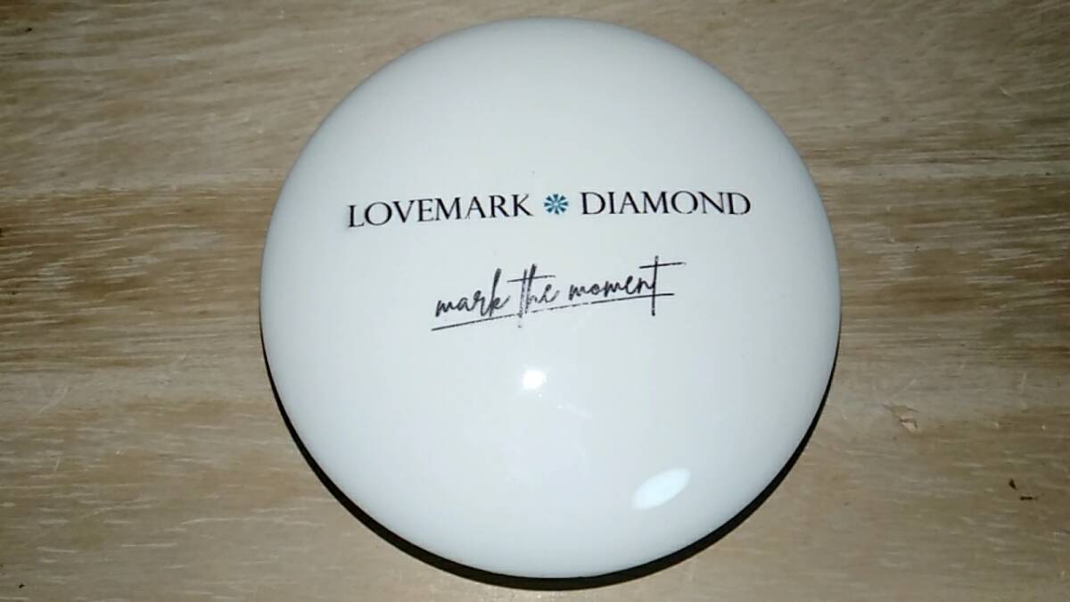 [m13232y z] LOVE MARK DIAMOND LEDコンパクトミラー 化粧鏡 拡大鏡 USB充電　LED COSMETIC MIRROR_画像3
