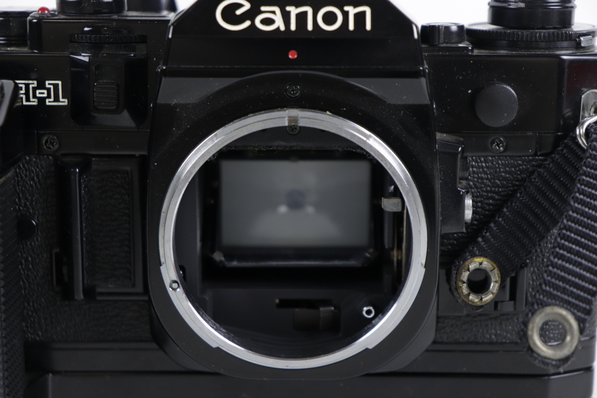 ★【動作未確認】Canon A-1 1879217 レンズ ZOOM FD 35-105mm 1:3.5 100-300mm 1:5.6 28mm 1:2.8 単焦点 50mm 1:1.4 他 024JLBJH53_画像5