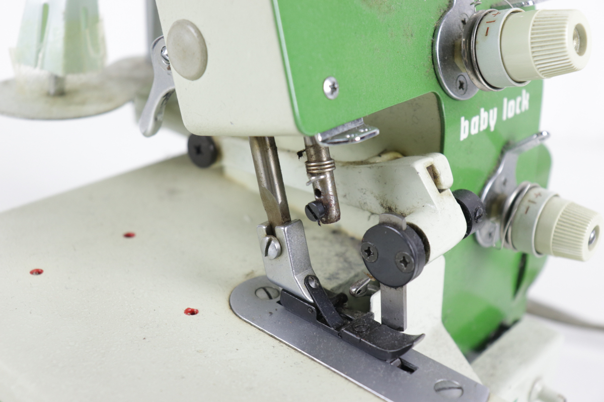 [ работоспособность не проверялась ]baby lock JUKI EF-205 baby блокировка Juki швейная машинка с оверлоком шитье рукоделие ручная работа античный хобби 015JNLJH96