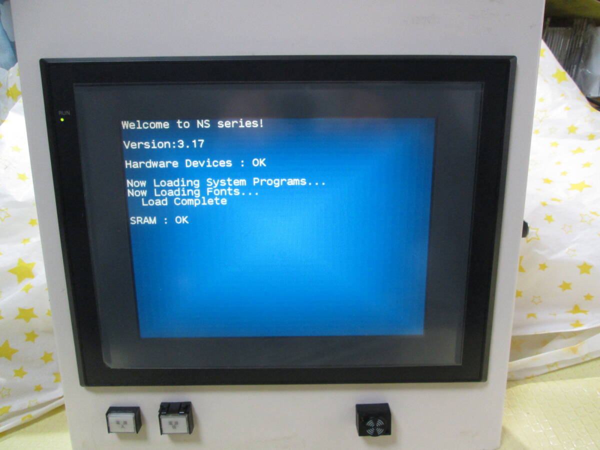 OMRON タッチパネル表示器 NS10-TV00B-V2 10インチ 操作盤付属 中古動作品 の画像1