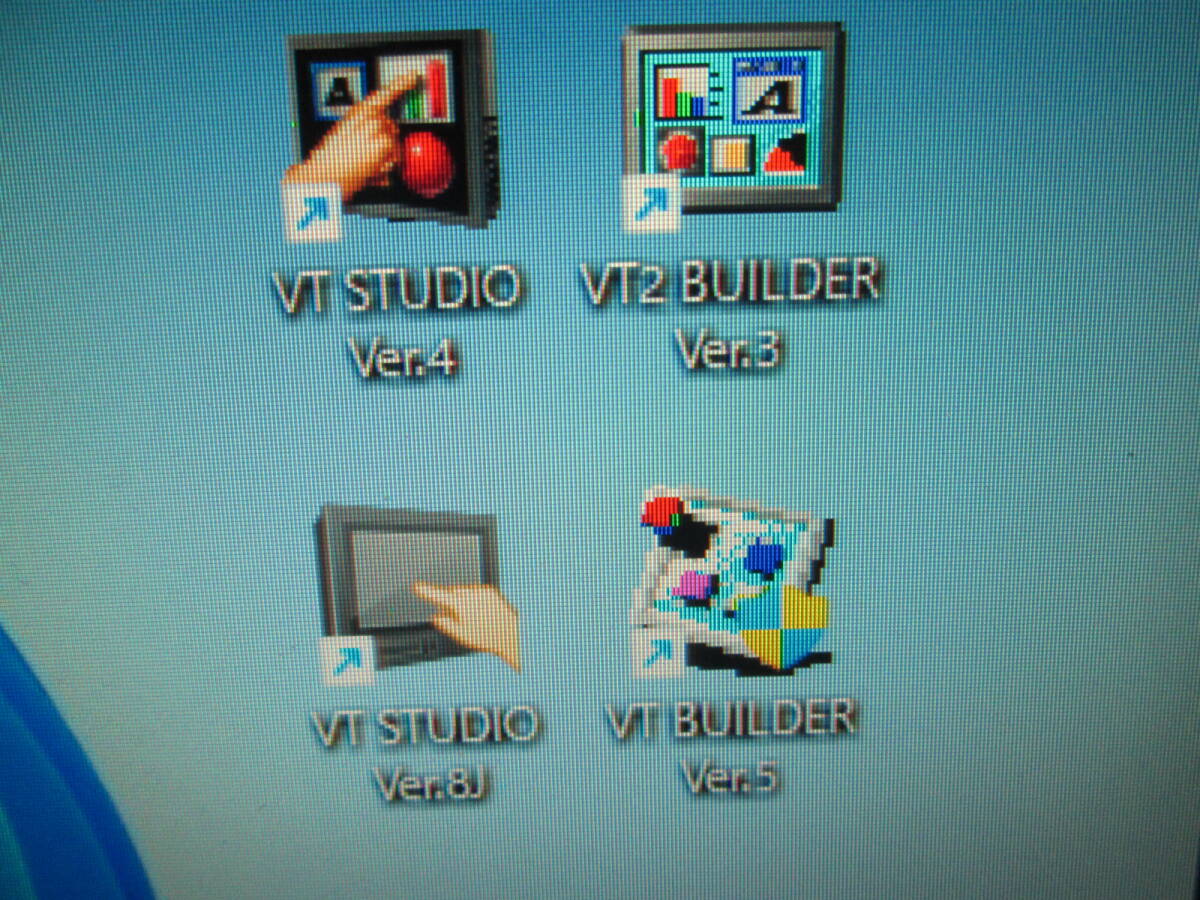 キーエンス　VTシリーズ用USB通信ケーブル＆ソフト「MT用EDITOR」「VT用BULDER」「VT用STUDIO」＋「VTS（Ver,8.33）最新版アップデート用」_画像2