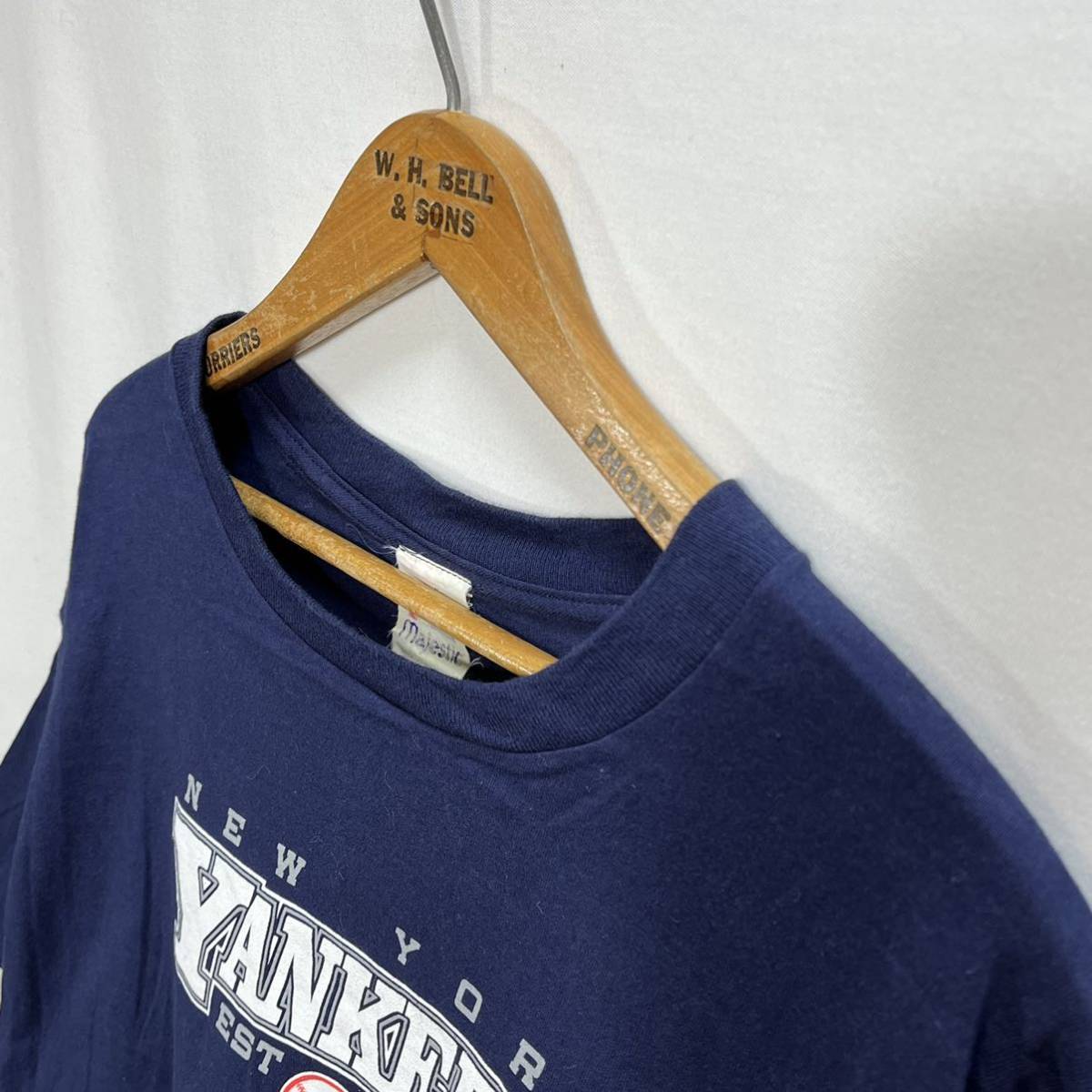 ■ 00s Majestic MLB ニューヨーク ヤンキース ロゴイラスト 半袖 Tシャツ 古着 サイズXL ネイビー アメカジ スポーツ 野球 Yankees ■_画像2