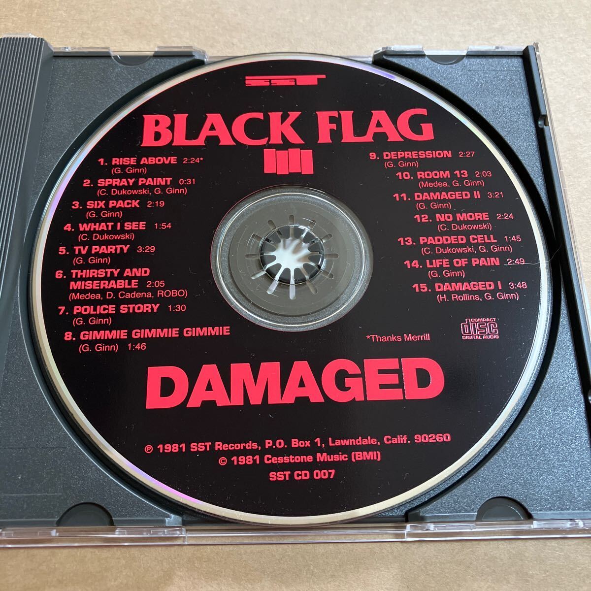 CD BLACK FLAG / DAMAGED SSTCD007 черный * флаг SST Henry *ro Lynn zHENRY ROLLINS punk небо страна запись поверхность потертость есть 