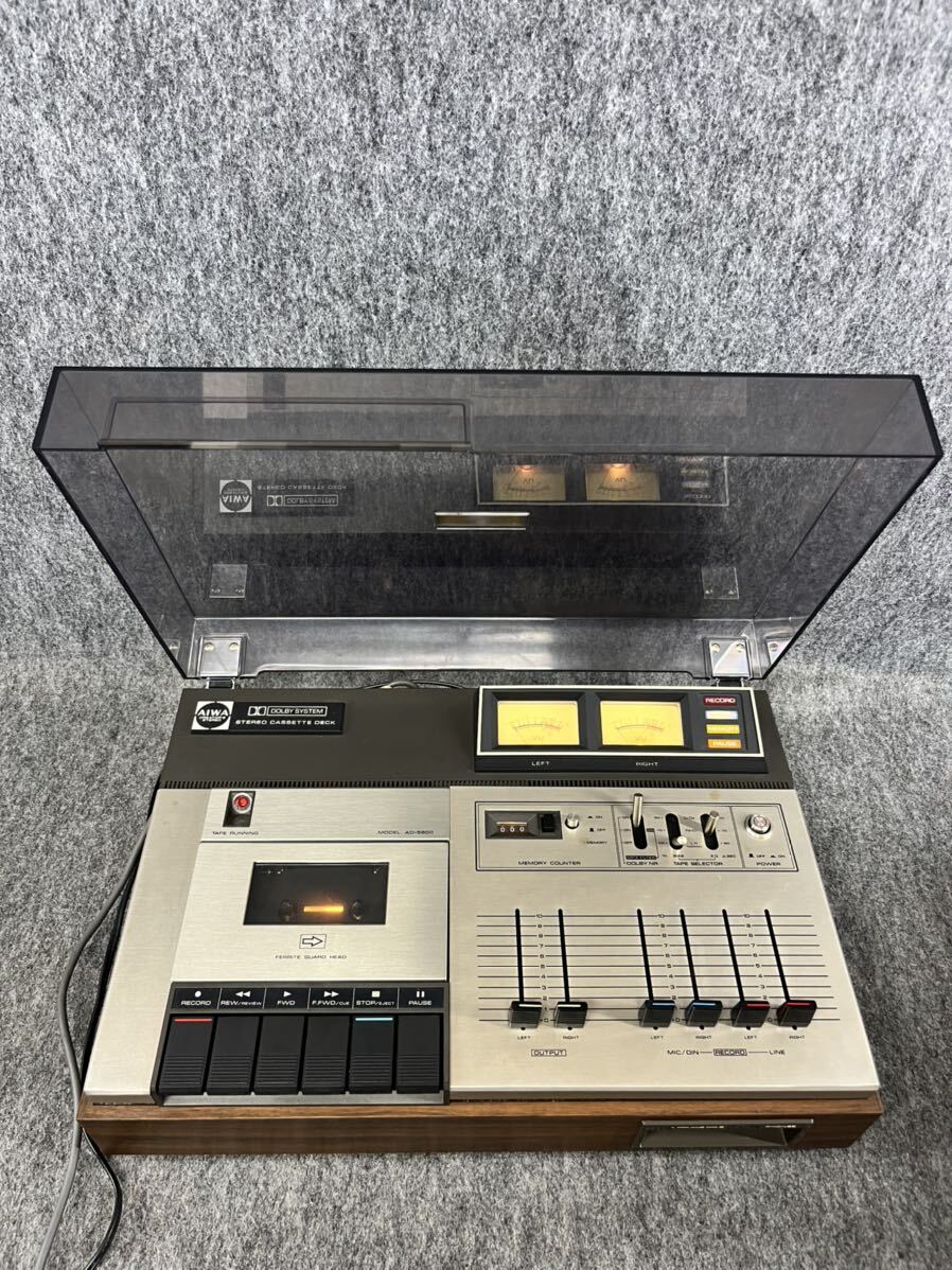 アイワ AIWA ステレオカセットデッキ AD-5600 オーディオ機器 VUメーター stereo cassette deck ジャンクの画像1
