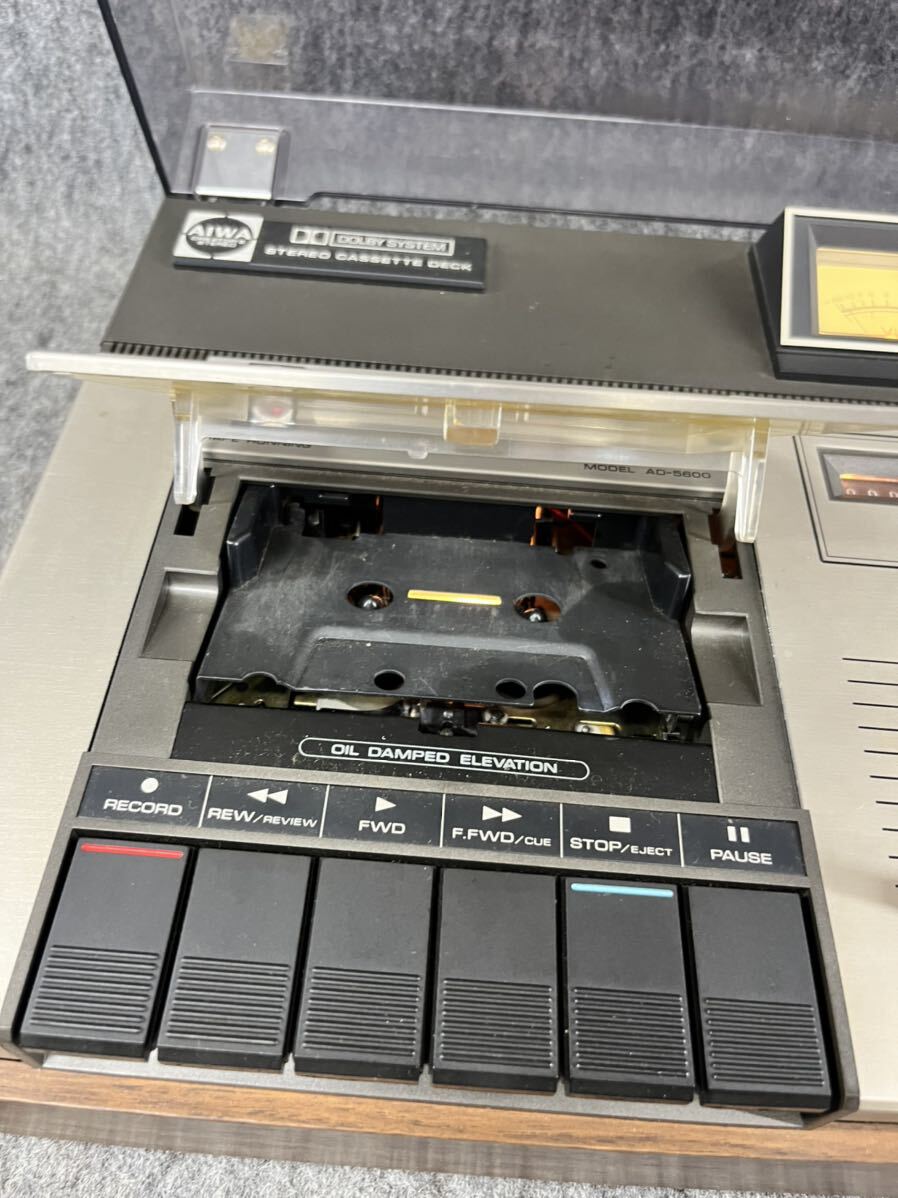 アイワ AIWA ステレオカセットデッキ AD-5600 オーディオ機器 VUメーター stereo cassette deck ジャンクの画像5