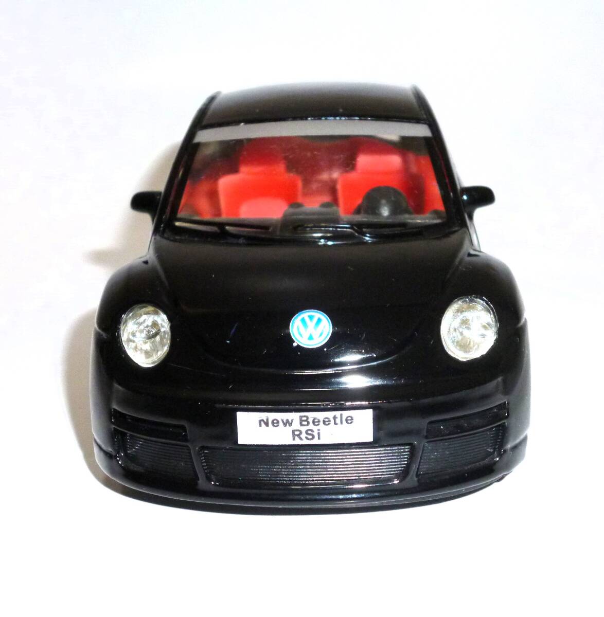 1/32 キンスマート VW フォルクスワーゲン ニュービートル RSｉ（黒）プルバックカー、ミニカー 中古の画像5
