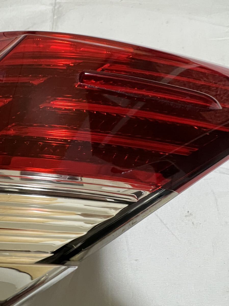  beautiful goods Crown Royal ru210 series right tail lamp STANLEY 30-404 GRS210/GRS211/AWS210/AWS211 Toyota original crack less beautiful 2018 year 