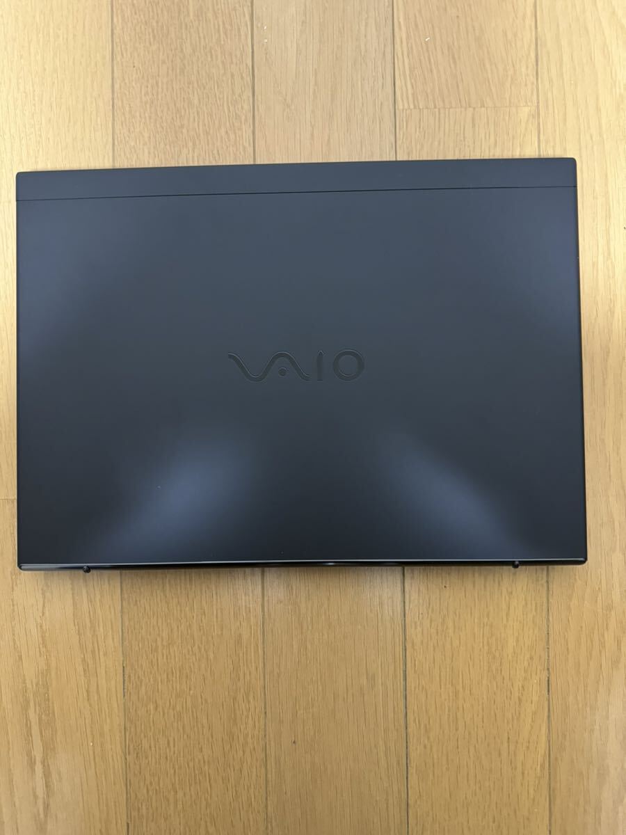 (ほぼ新品)VAIO SX12 (2023年6月発売モデル) ALL BLACK 16GB/1TB USキーボード（隠し刻印） VJS1268の画像2