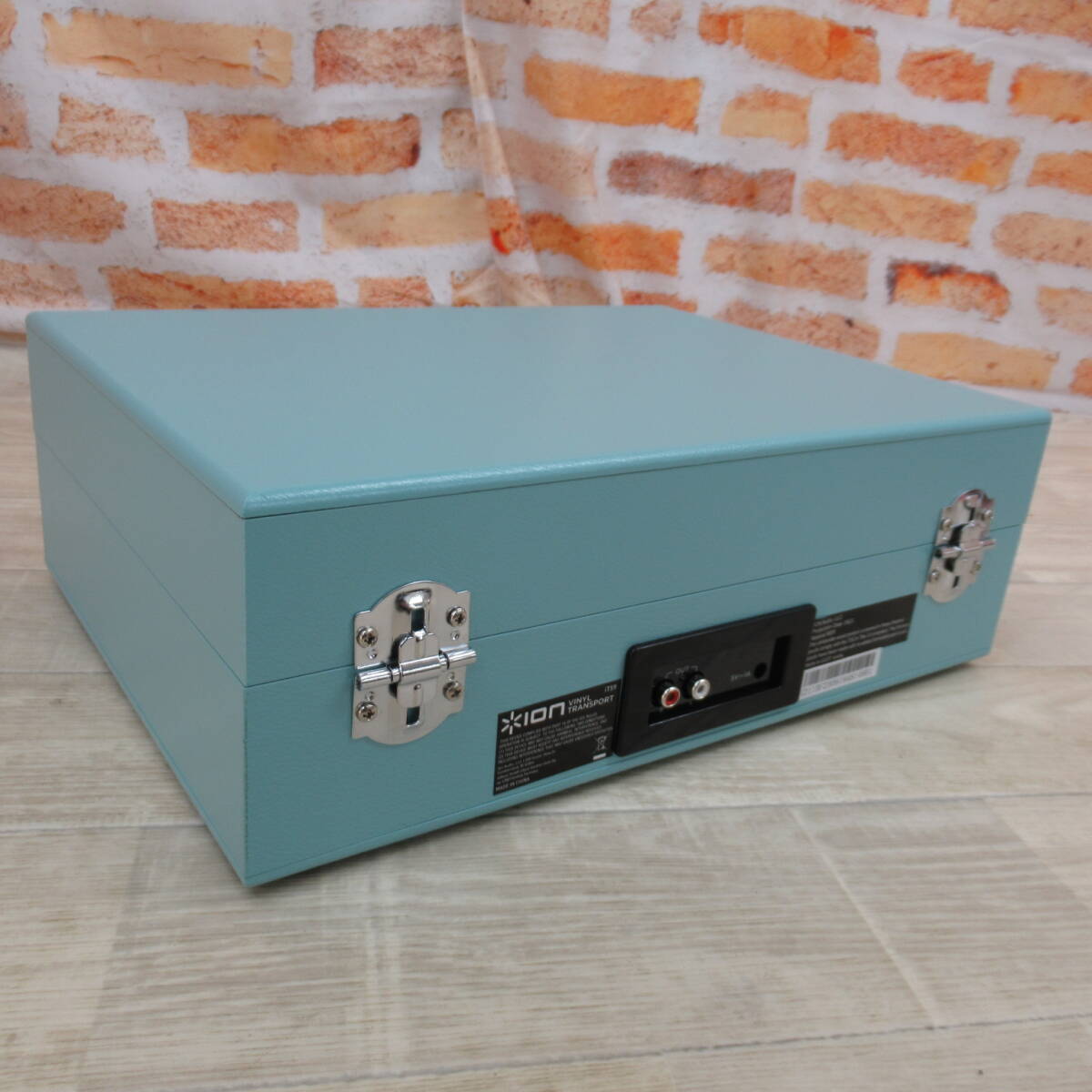 3220PS24【未使用】ION Audio スピーカー内蔵 スーツケース型レコードプレーヤー Vinyl Transport ブルーの画像5