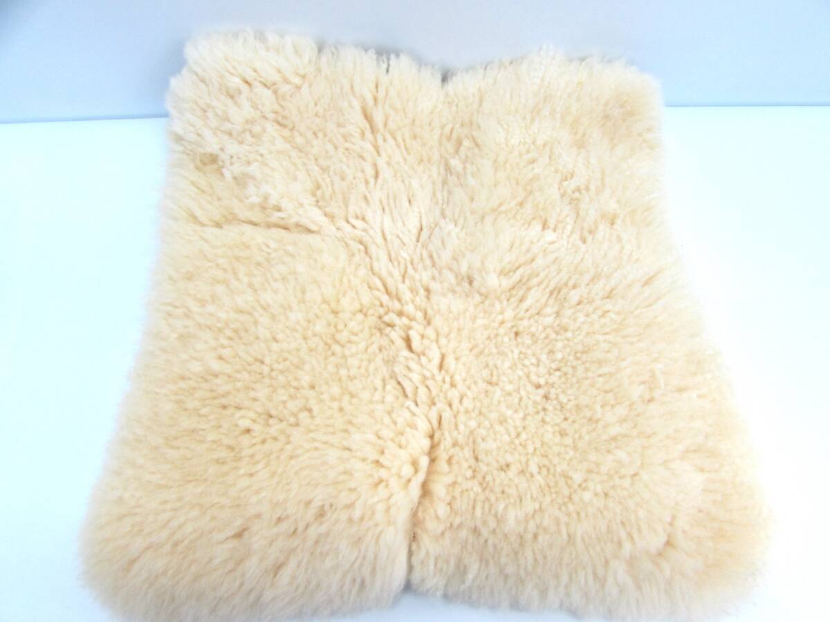 nitoliNITORI mouton zabuton seat cushion ivory size : approximately 36×36cm