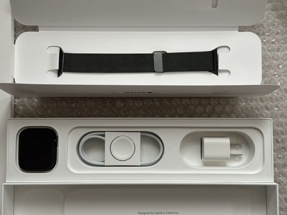 送料無料 Apple Watch Series 4（GPS + Cellularモデル）- 44mm スペースブラックステンレススチールケースとミラネーゼループ A2008の画像9