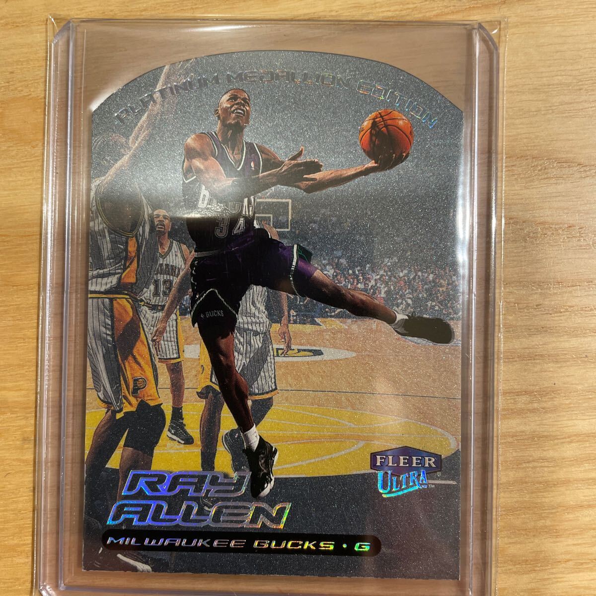 1999-00 ultra platinum medallion ray allen 50シリNBAカードの画像3