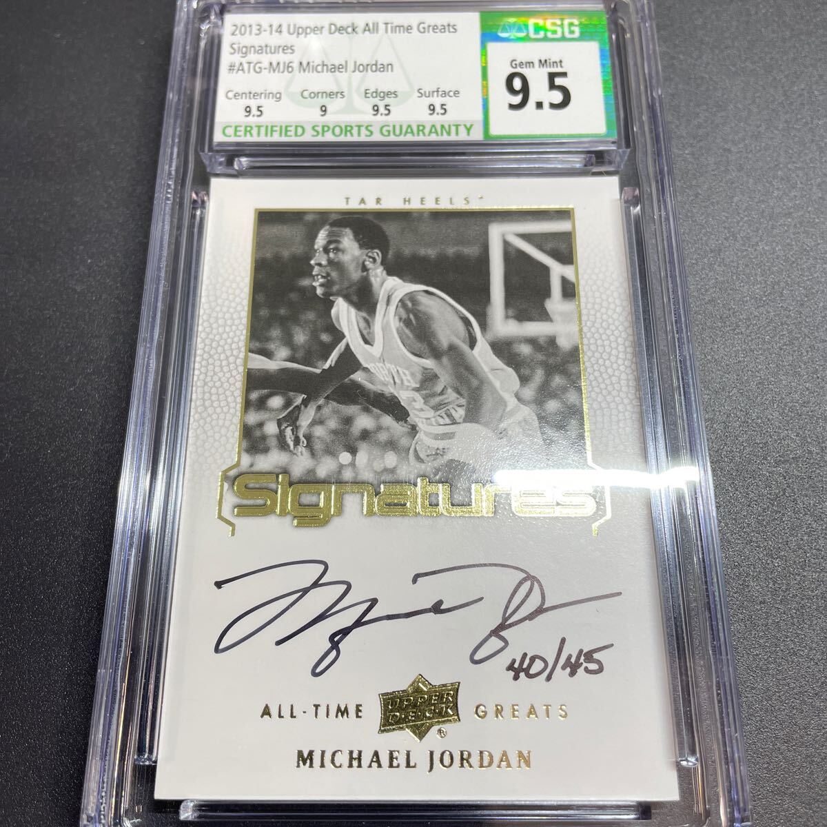 2013-14 all time greats signature michael jordan csg 9.5 auto 10 NBAカードの画像2