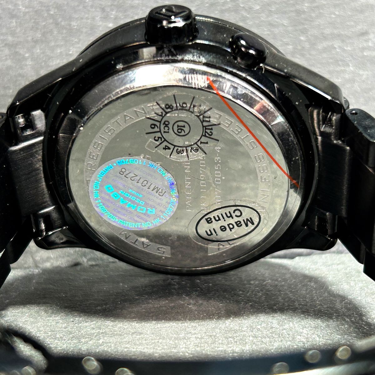 ROMAGO ロマゴ RM007-0053SS-GD 腕時計 クオーツ アナログ 3針 ステンレススチール ブラック×ゴールド ラウンド LEDライト ミラー文字盤の画像8