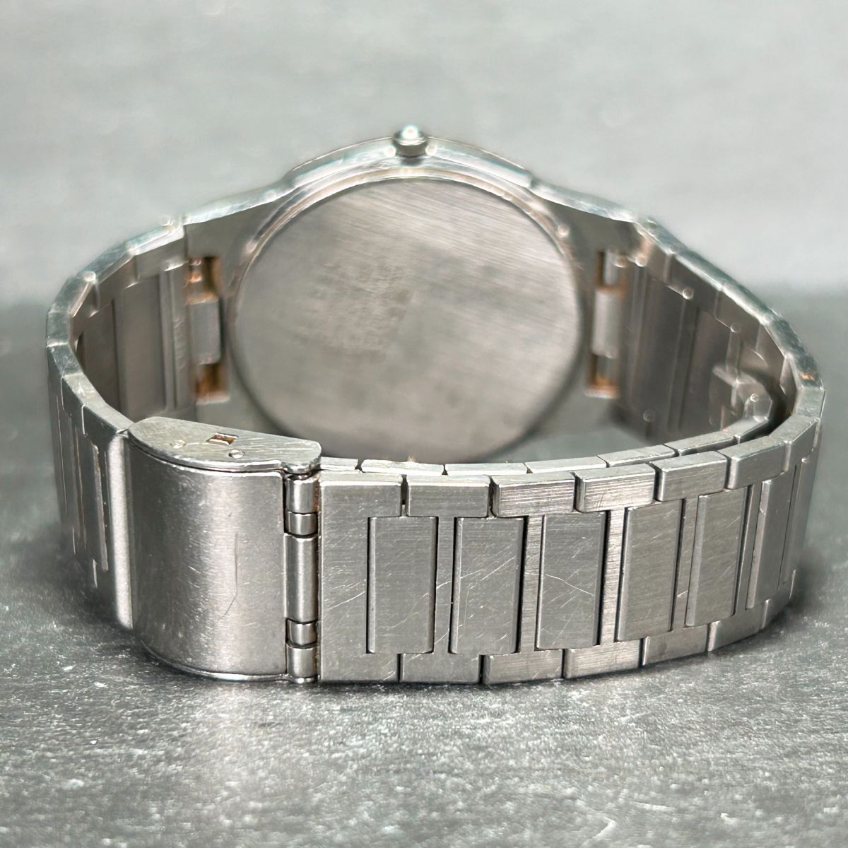 SEIKO セイコー QUARTZ クオーツ 6030-7060 腕時計 アナログ 3針 ステンレススチール ホワイト文字盤 シルバー メンズ 新品電池交換済みの画像7
