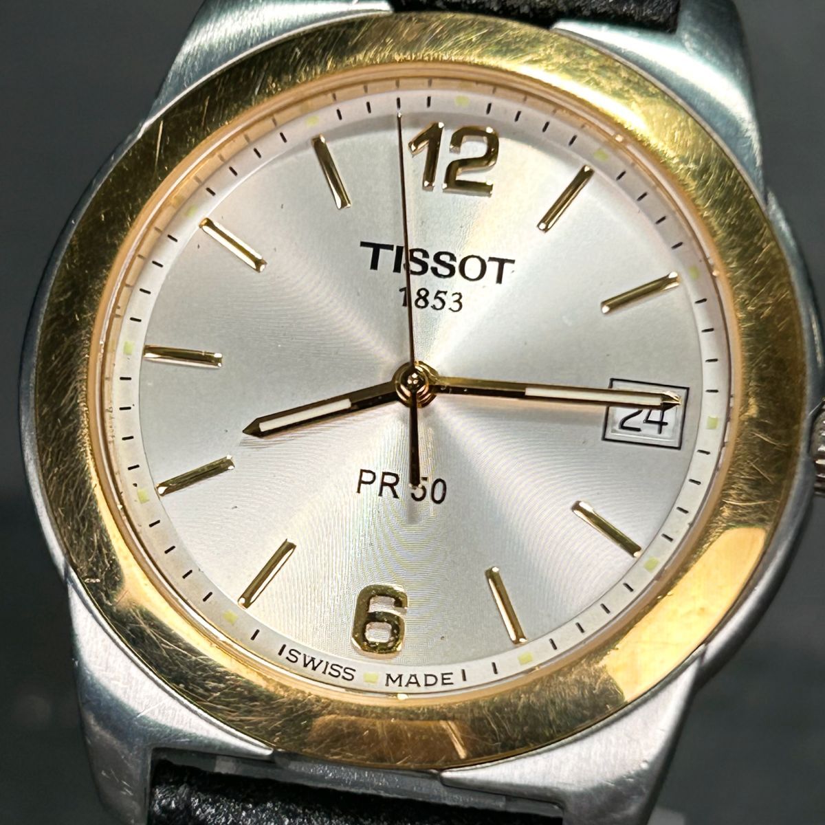 良品 TISSOT ティソ PR50 J376/476K 腕時計 クオーツ アナログ 3針 ヴィンテージ ステンレススチール ゴールド ホワイト文字盤 動作確認済の画像2