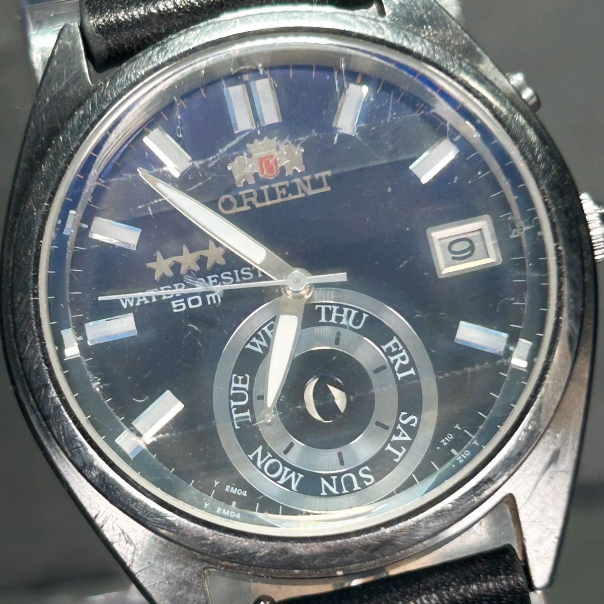 ORIENT オリエント スリースター EM04-C2 腕時計 自動巻き アナログ デイデイトカレンダー ブルー文字盤 ステンレススチール メンズ レザー_画像1