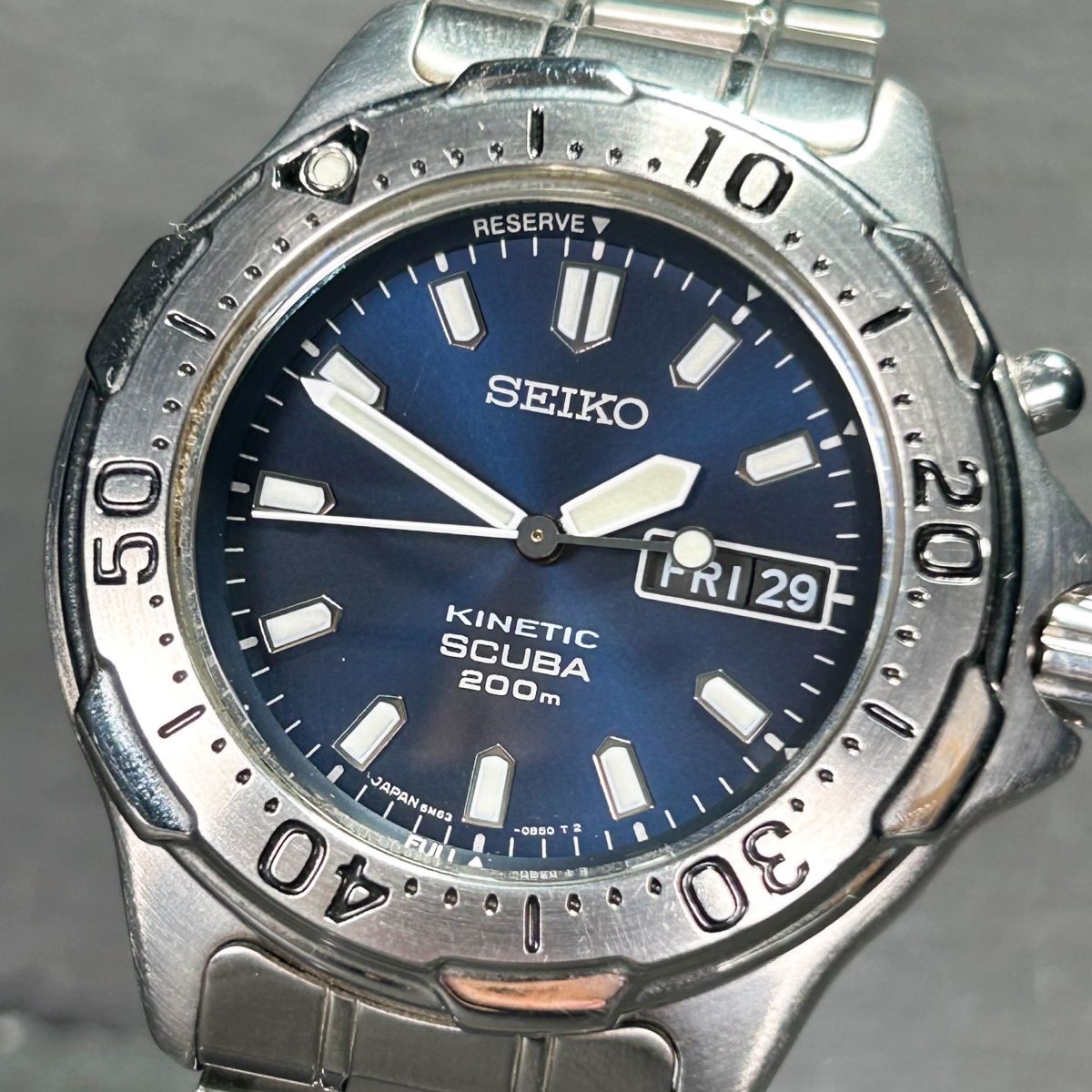 SEIKO セイコー KINETIC キネティック SCUBA200 5M63-0B30 腕時計 オートリレー アナログ カレンダー ステンレススチール ブルー文字盤_画像2