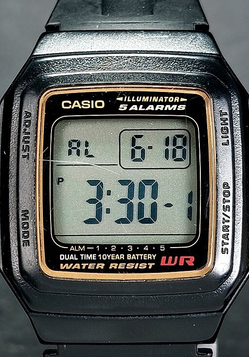 CASIO カシオ クラシックスタンダード F-201WA-9AJH メンズ デジアナ 腕時計 ブラック ラバーベルト ステンレス 電池交換済み 動作確認済み_画像1