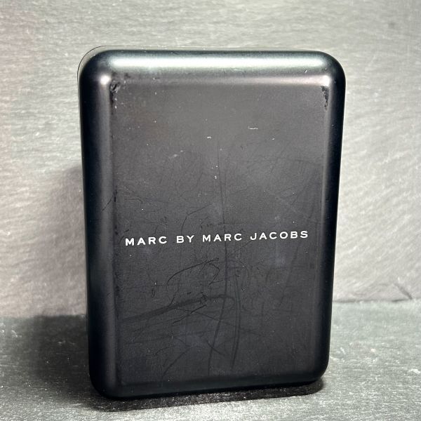 美品 MARC BY MARC JACOBS マークバイマークジェイコブス MBM8588 腕時計 クオーツ アナログ 3針 ブラック 新品電池交換済み 動作確認済みの画像7