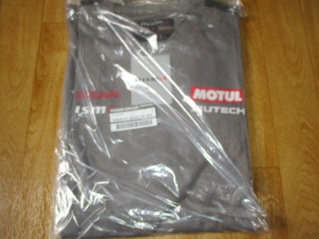 ニスモ・スーパーGT・スカイライン・GTR・GT-R　旧モデル　Tシャツ　サイズLL　未使用　デッドストック　ジャケット_画像2