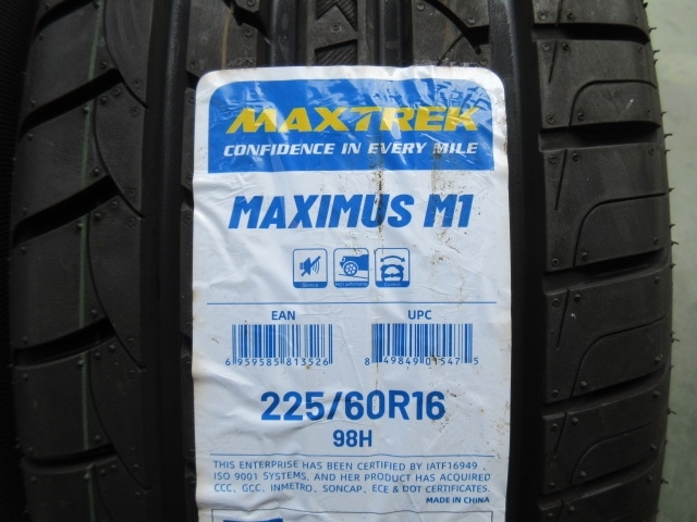 マックストレック　マキシマスM1　ＭＡＸＩＭＵＳ　２２５／６０Ｒ１６　２０２３年　未使用　２本　セルシオ　シーマ等_画像2