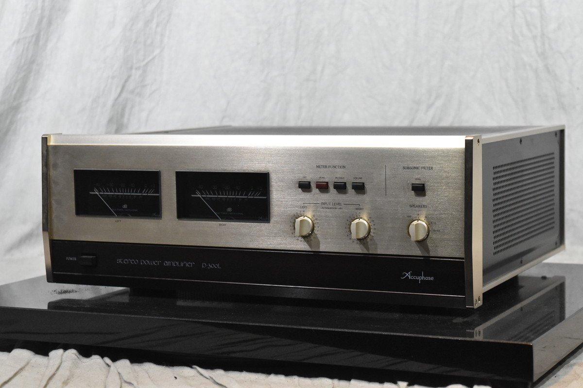 Accuphase アキュフェーズ パワーアンプ P-300Lの画像1
