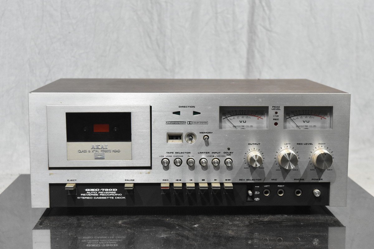 AKAI アカイ GXC-730D カセットデッキ_画像2