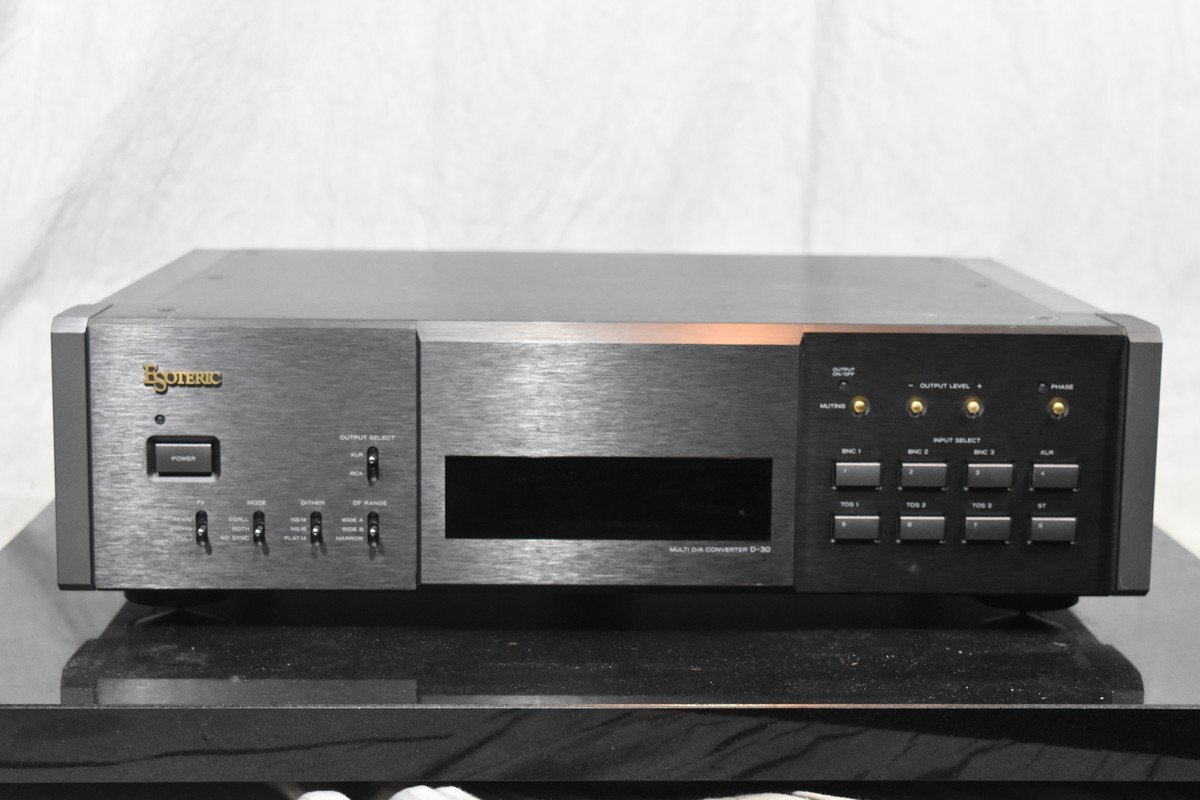 ESOTERIC エソテリック DAC DAコンバーター D-30の画像2