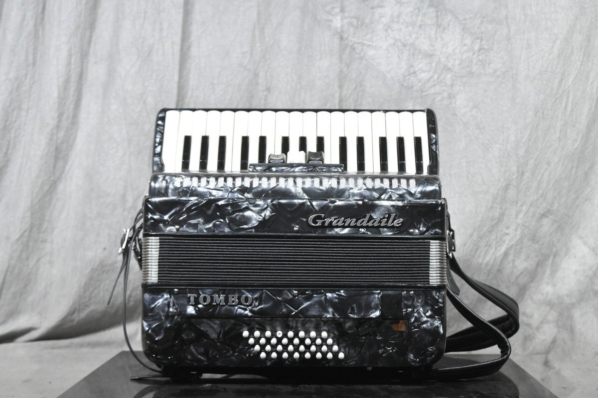 TOMBO/ стрекоза аккордеон 32 клавиатура Grandaile GT-32 * с футляром .