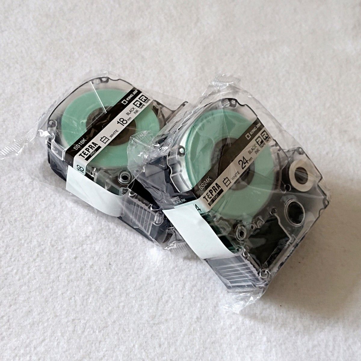 テプラテープ キングジム テプラPRO 純正品 パステル白の9・12・18・24㎜の4サイズセット【PとRの両機種に対応します】