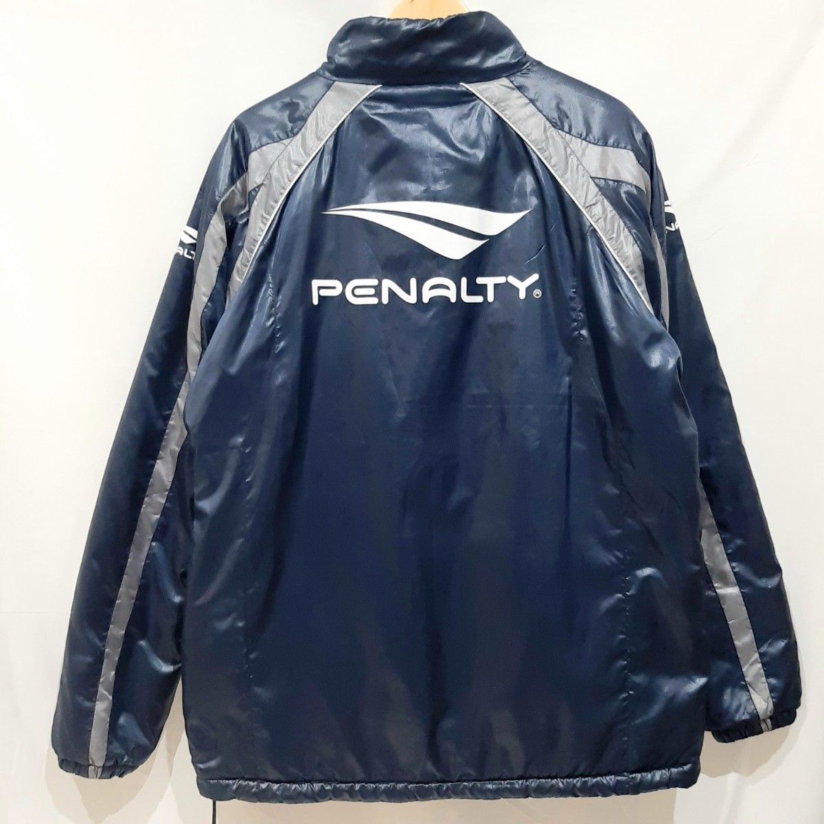 PENALTY ペナルティ　中綿入りジャケット　サッカー　練習着　運動着