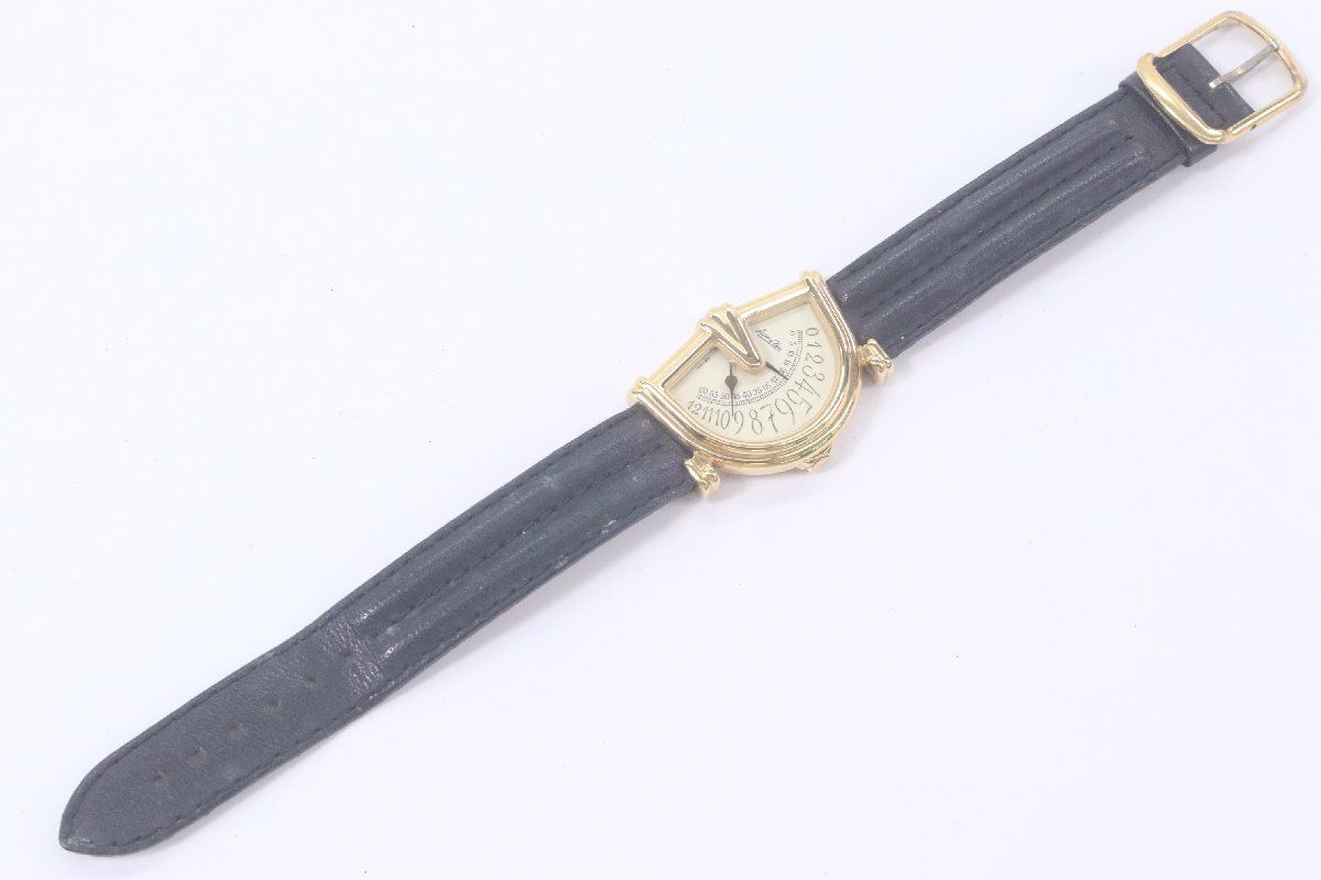 Jean d‘Eve ジャンイヴ Sectora セクトラ クォーツ 腕時計 ゴールドカラー ジャンク 3744-Nの画像5