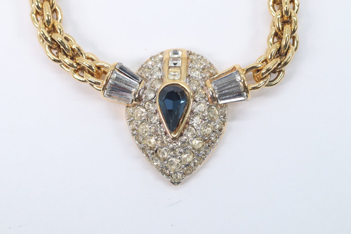 [3 point ]NINARICCI YSL GIVENCHY Nina Ricci Yves Saint-Laurent Givenchy earrings necklace set sale accessory 4294-A