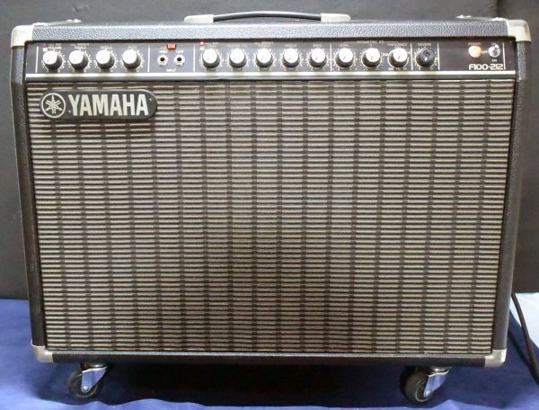 ★ジャンク★YAMAHA F100-212 根強い人気の名機F Seriesヴィンテージギターアンプ 奥行きのあるクリーン・クランチサウンド佐川急便発送の画像2