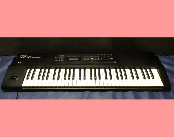 ■Roland XP-10 名機 動作確認済 ローランド シンセサイザー 純正ACアダプター付きの画像1